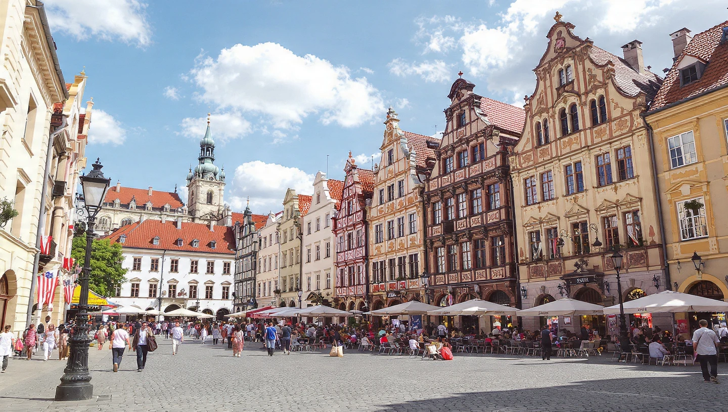 Warsaw Old Town street scene representing modern Polish identity and diaspora connection